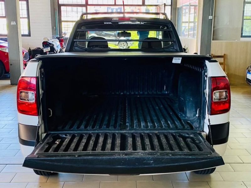 SAVEIRO 1.6 MI TREND CS 8V FLEX 2P MANUAL G.V - 2014 - CAXIAS DO SUL