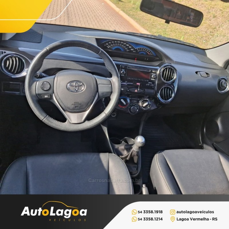 ETIOS 1.5 XLS 16V FLEX 4P MANUAL - 2015 - LAGOA VERMELHA