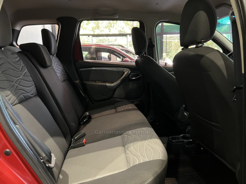 DUSTER 1.6 DYNAMIQUE 4X2 16V FLEX 4P MANUAL - 2015 - CAXIAS DO SUL