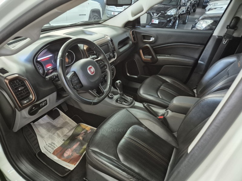 TORO 2.0 16V TURBO DIESEL VOLCANO AT9 4X4 AUTOMÁTICO - 2019 - GARIBALDI