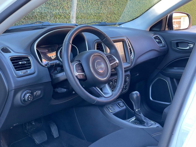 COMPASS 2.0 16V FLEX LONGITUDE AUTOMÁTICO - 2018 - FARROUPILHA