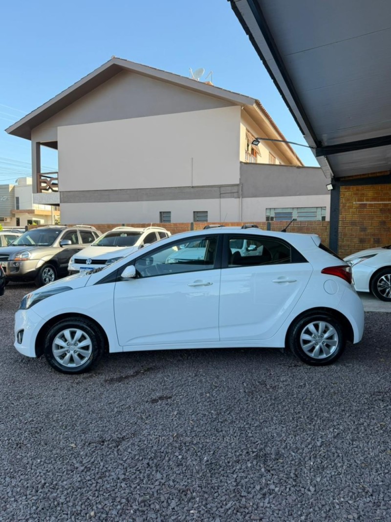 HB20 1.0 COMFORT STYLE 12V FLEX 4P MANUAL - 2015 - LAJEADO