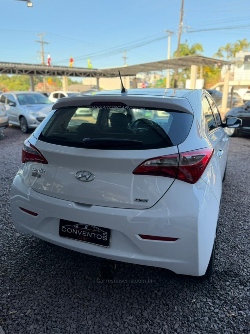 HB20 1.0 COMFORT STYLE 12V FLEX 4P MANUAL - 2015 - LAJEADO