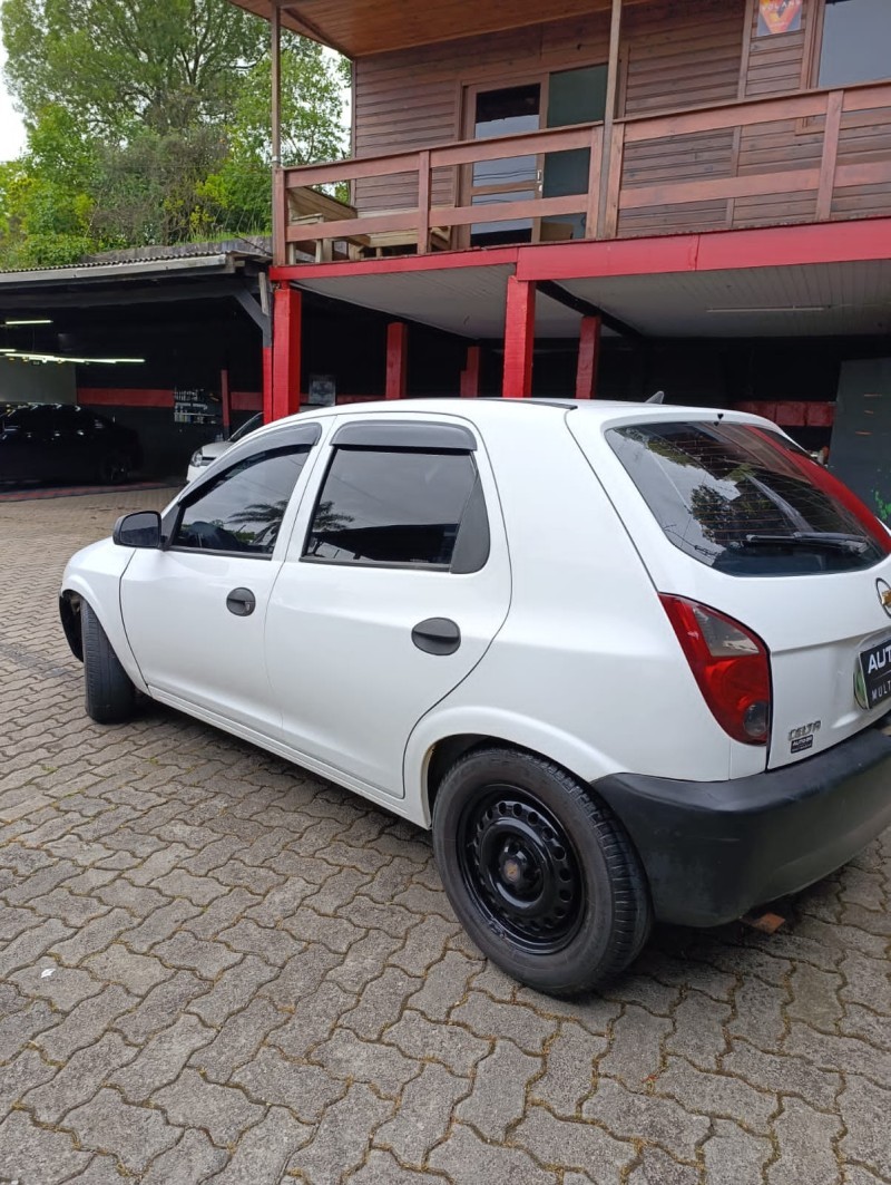 CELTA 1.0 MPFI LIFE 8V FLEX 4P MANUAL - 2010 - CAXIAS DO SUL