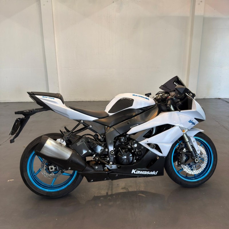NINJA ZX-6R 600CC  - 2010 - CAXIAS DO SUL