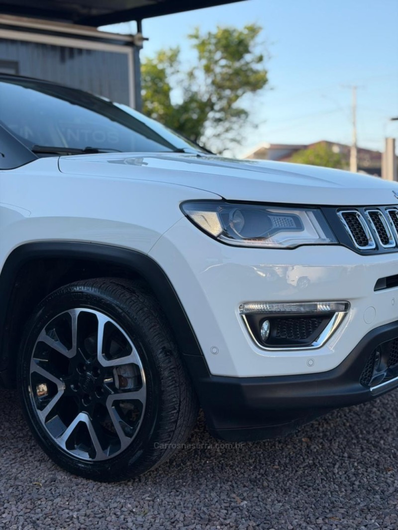 COMPASS 2.0 16V FLEX LIMITED AUTOMÁTICO - 2018 - LAJEADO