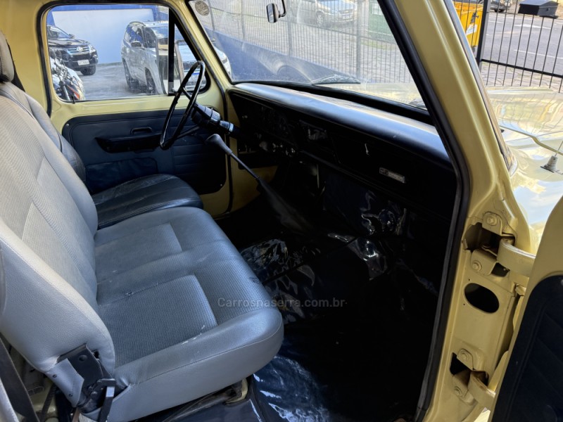 F-2000  - 1980 - CAXIAS DO SUL