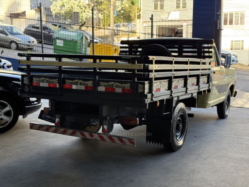 F-2000  - 1980 - CAXIAS DO SUL