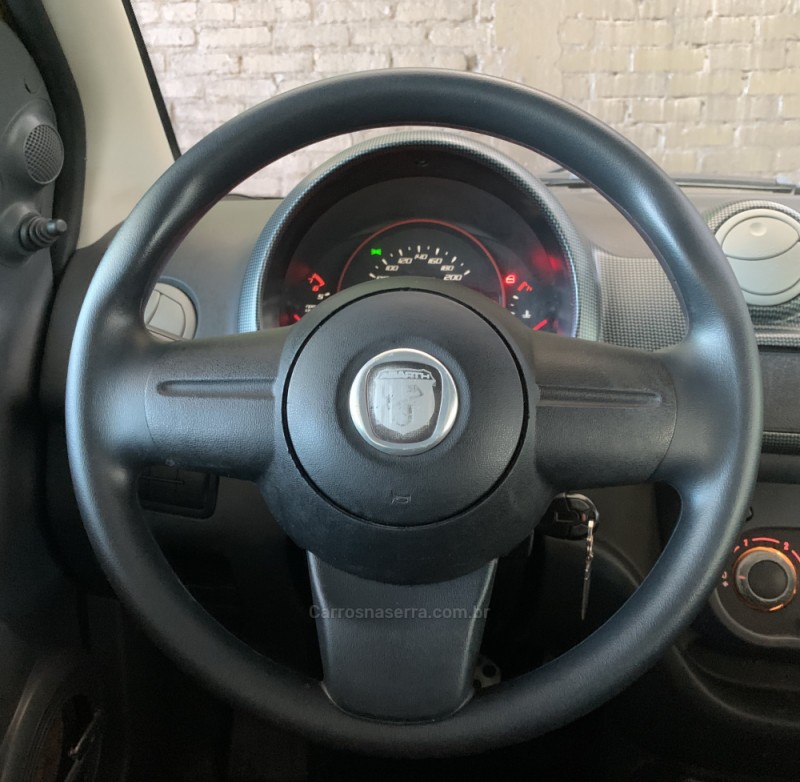 UNO 1.4 EVO SPORTING 8V FLEX 4P MANUAL - 2012 - CAXIAS DO SUL