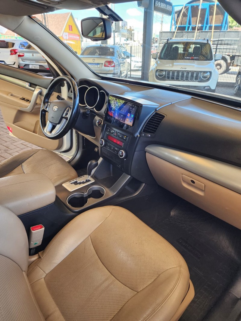 SORENTO 2.4 EX2 4X2 16V GASOLINA 4P 7 LUGARES AUTOMÁTICO - 2012 - CAXIAS DO SUL