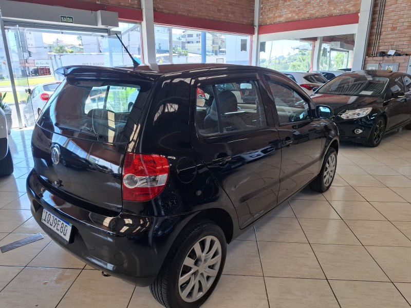 FOX 1.0 MI 8V FLEX 4P MANUAL - 2010 - FARROUPILHA