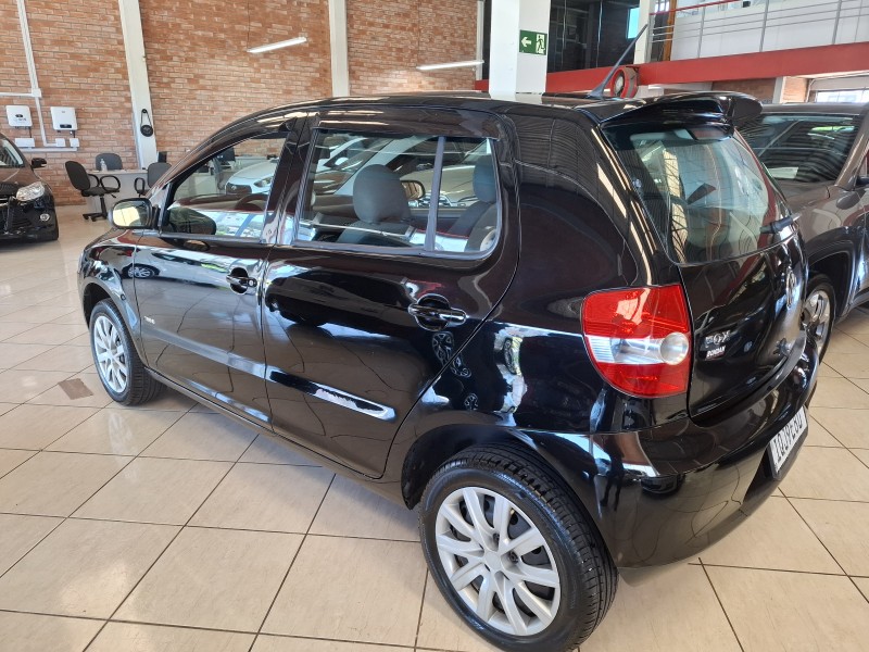 FOX 1.0 MI 8V FLEX 4P MANUAL - 2010 - FARROUPILHA