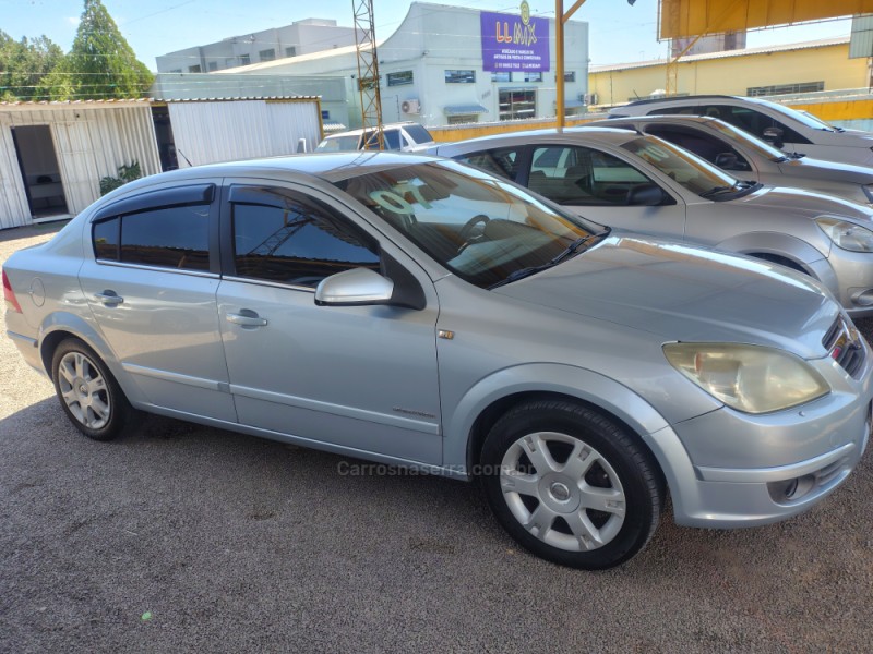 VECTRA 2.0 MPFI ELEGANCE 8V 140CV FLEX 4P MANUAL - 2007 - SAPIRANGA