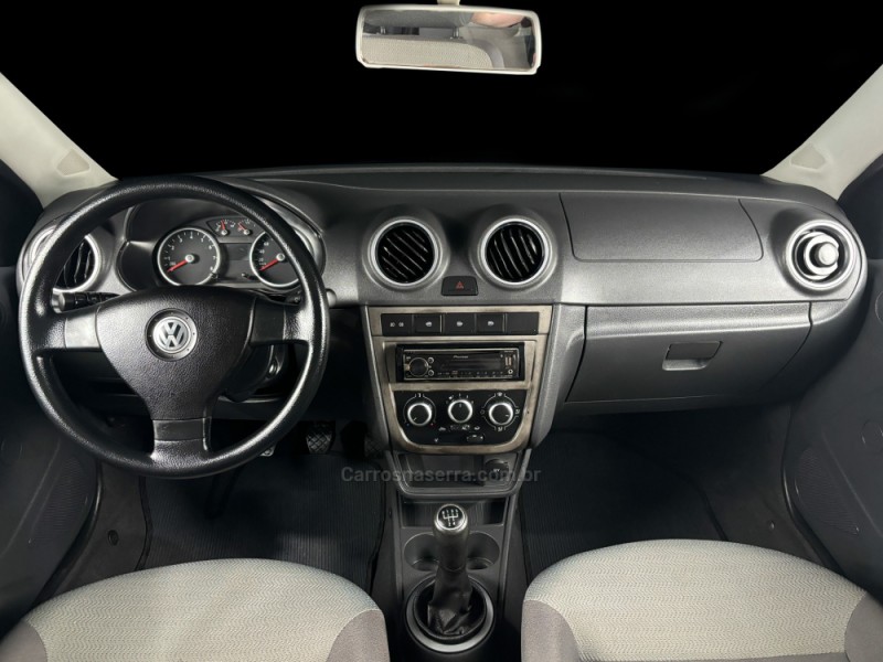 VOYAGE 1.0 MI CITY 8V FLEX 4P MANUAL - 2010 - PORTO ALEGRE