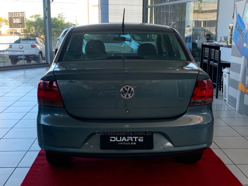 VOYAGE 1.0 MI CITY 8V FLEX 4P MANUAL - 2010 - PORTO ALEGRE