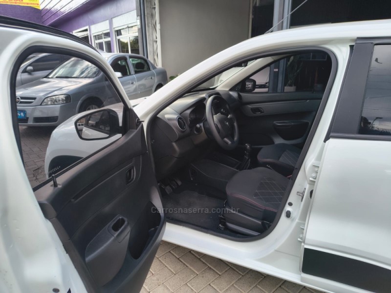 KWID 1.0 12V SCE FLEX ZEN MANUAL - 2018 - NOVO HAMBURGO