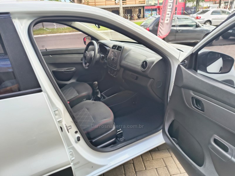 KWID 1.0 12V SCE FLEX ZEN MANUAL - 2018 - NOVO HAMBURGO