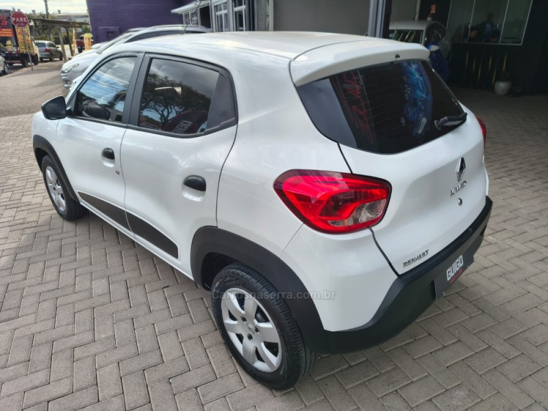 KWID 1.0 12V SCE FLEX ZEN MANUAL - 2018 - NOVO HAMBURGO