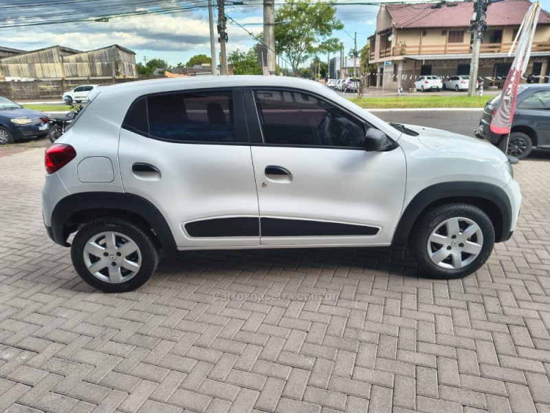 KWID 1.0 12V SCE FLEX ZEN MANUAL - 2018 - NOVO HAMBURGO