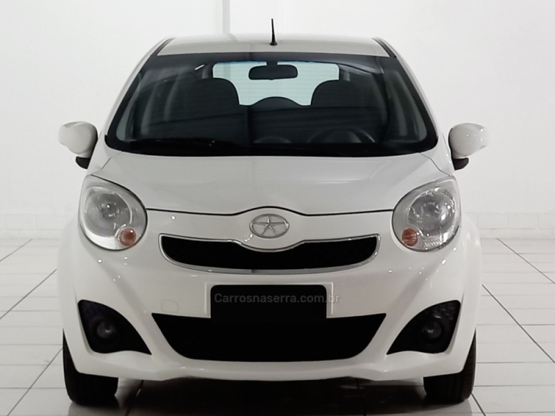 j2 1.4 16v gasolina 4p manual 2014 porto alegre