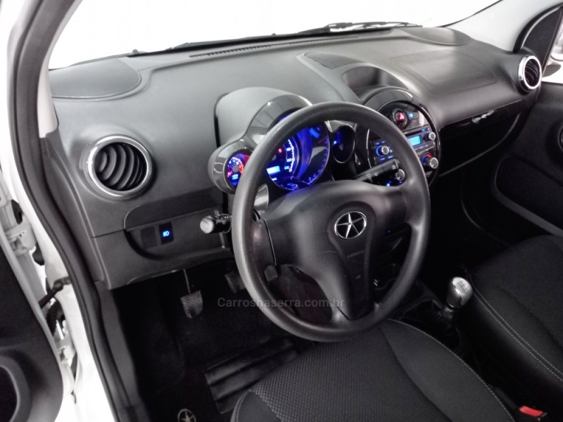 J2 1.4 16V GASOLINA 4P MANUAL - 2014 - PORTO ALEGRE