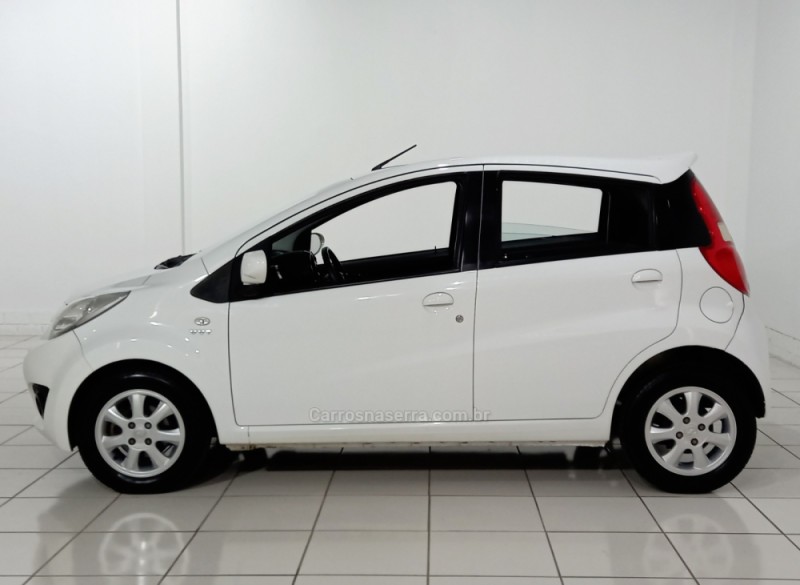 J2 1.4 16V GASOLINA 4P MANUAL - 2014 - PORTO ALEGRE