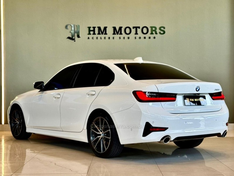 320I 2.0 SPORT GP 16V TURBO GASOLINA 4P AUTOMÁTICO - 2020 - CAXIAS DO SUL