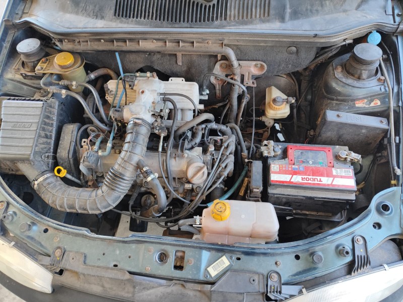 PALIO 1.6 MPI ADVENTURE WEEKEND 8V GASOLINA 4P MANUAL - 2000 - FARROUPILHA