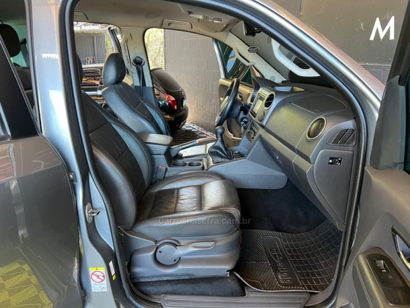 AMAROK 2.0 HIGHLINE 4X4 CD 16V TURBO INTERCOOLER DIESEL 4P MANUAL - 2011 - CAXIAS DO SUL