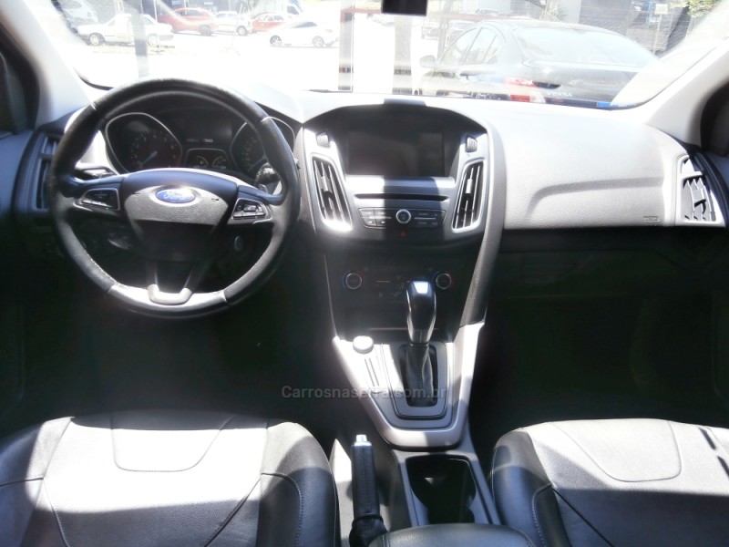 FOCUS 2.0 SE PLUS 16V FLEX 4P AUTOMÁTICO - 2017 - FARROUPILHA