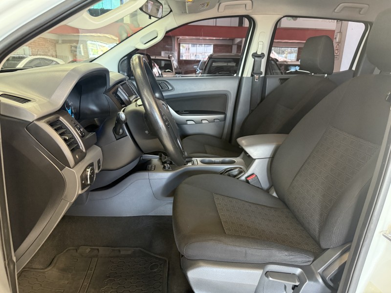 RANGER 2.2 XLS 4X4 CD 16V DIESEL 4P AUTOMÁTICO - 2017 - FARROUPILHA