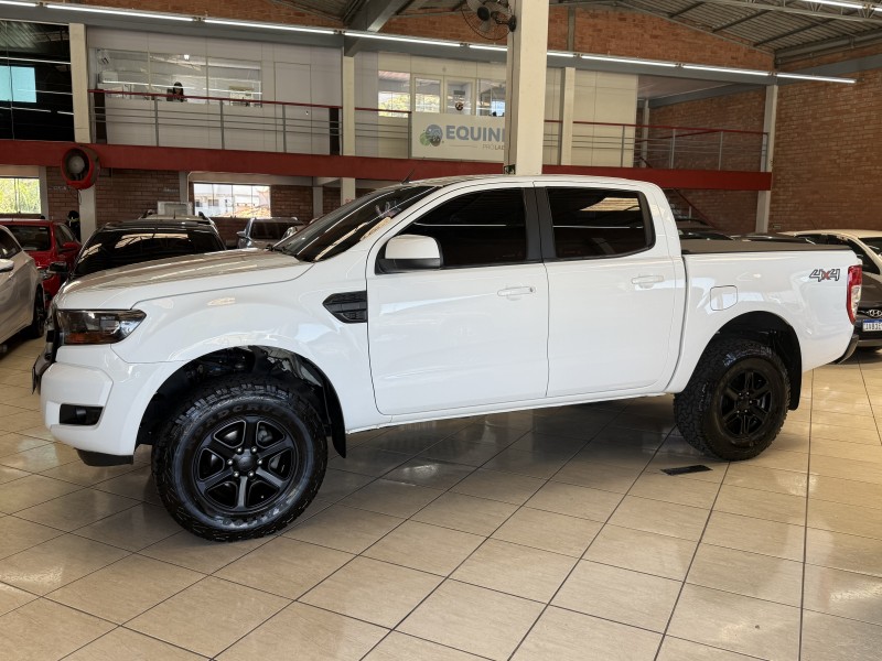 RANGER 2.2 XLS 4X4 CD 16V DIESEL 4P AUTOMÁTICO - 2017 - FARROUPILHA