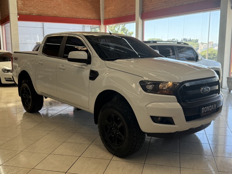 RANGER 2.2 XLS 4X4 CD 16V DIESEL 4P AUTOMÁTICO - 2017 - FARROUPILHA