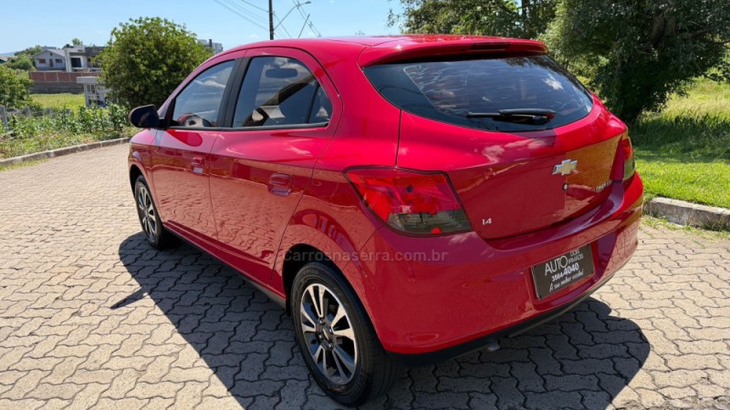 ONIX 1.4 MPFI LTZ 8V FLEX 4P MANUAL - 2015 - DOIS IRMãOS