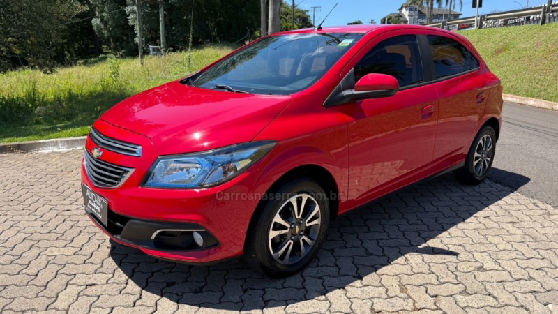 ONIX 1.4 MPFI LTZ 8V FLEX 4P MANUAL - 2015 - DOIS IRMãOS