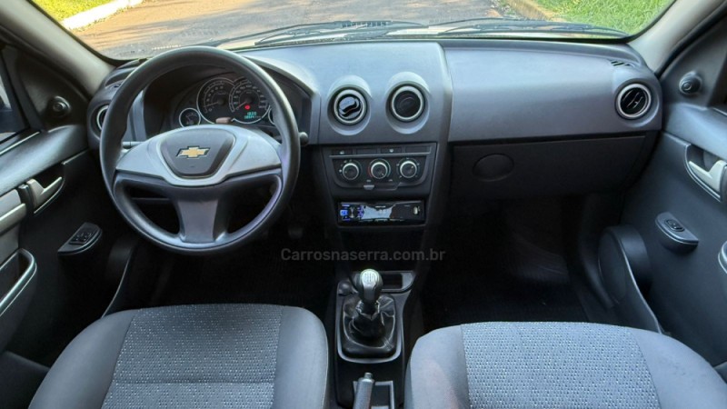 CELTA 1.0 MPFI LT 8V FLEX 4P MANUAL - 2014 - DOIS IRMãOS