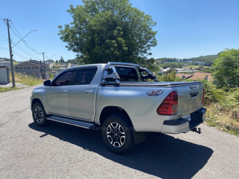 HILUX 2.8 4X4 CD 8V DIESEL 4P MANUAL - 2017 - FLORES DA CUNHA