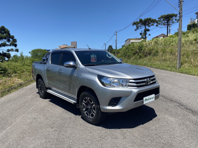 HILUX 2.8 4X4 CD 8V DIESEL 4P MANUAL - 2017 - FLORES DA CUNHA