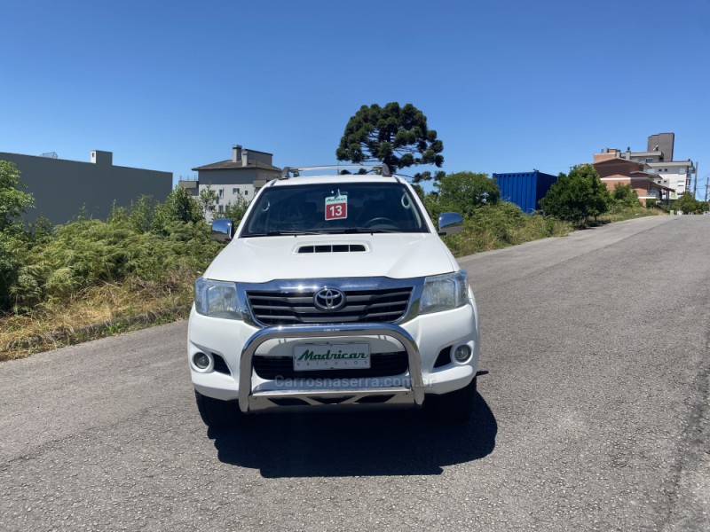 HILUX 3.0 STD 4X4 CD 16V TURBO INTERCOOLER DIESEL 4P MANUAL - 2013 - FLORES DA CUNHA