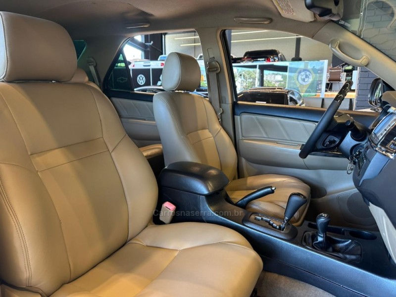 HILUX SW4 3.0 SRV 4X4 16V TURBO INTERCOOLER DIESEL 4P AUTOMÁTICO - 2015 - CAXIAS DO SUL