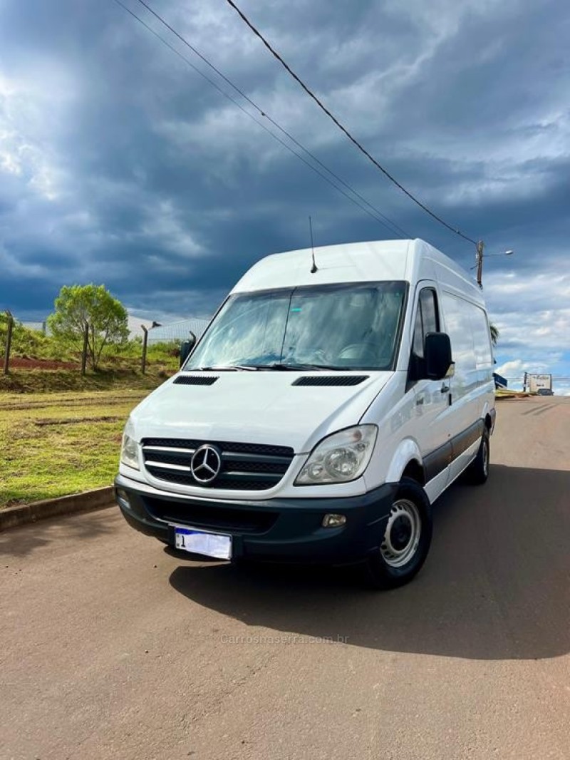 SPRINTER 2.2 311 CDI FURGÃO STREET 10,5 16V BI-TURBO DIESEL MANUAL - 2016 - ARROIO DO MEIO