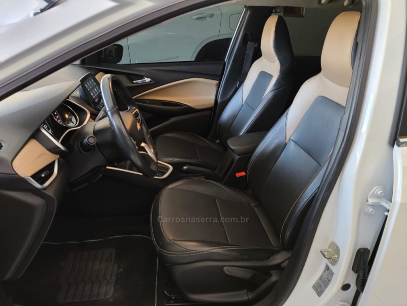 ONIX 1.0 PREMIER II 12V TURBO FLEX 4P AUTOMÁTICO - 2020 - GUAPORé