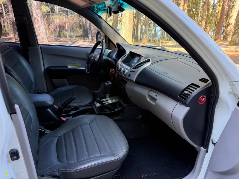 L200 TRITON 3.2 HPE 4X4 CD 16V TURBO INTERCOOLER DIESEL 4P AUTOMÁTICO - 2015 - CAXIAS DO SUL