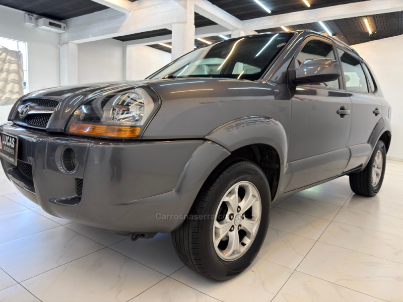 TUCSON 2.0 MPFI GLS 16V 143CV 2WD FLEX 4P AUTOMÁTICO - 2016 - BOM RETIRO DO SUL