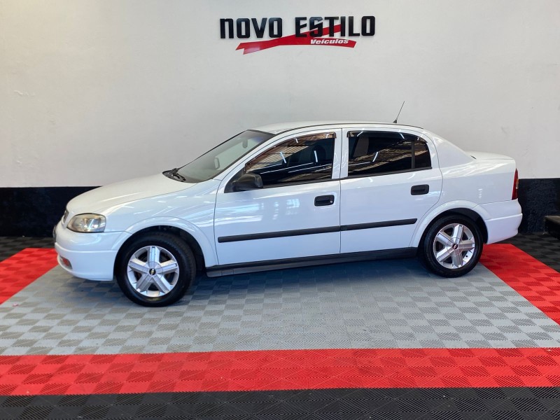 astra 1.8 mpfi gl sedan 8v gasolina 4p manual 1999 caxias do sul