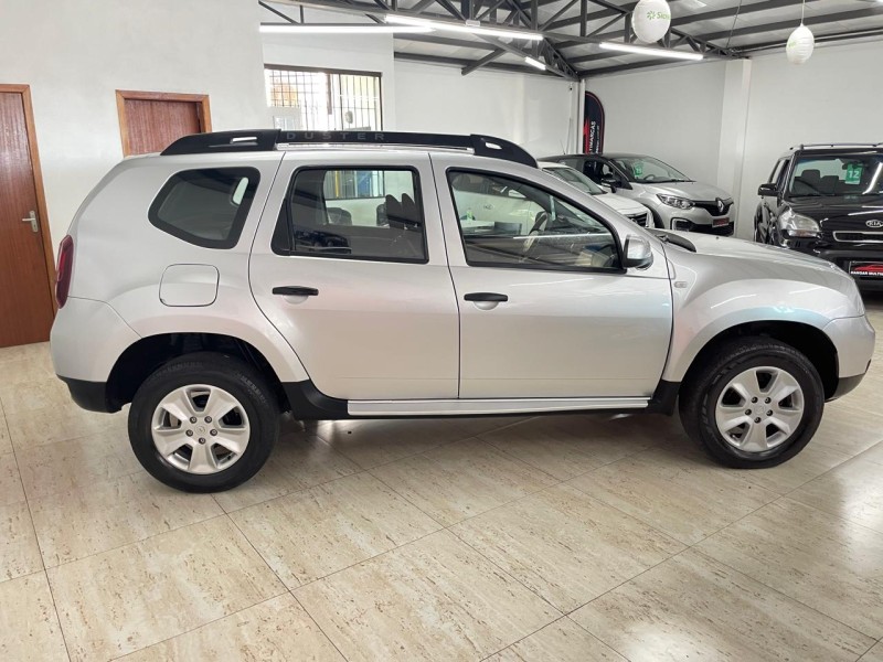 DUSTER 1.6 EXPRESSION 4X2 16V FLEX 4P MANUAL - 2016 - CAXIAS DO SUL