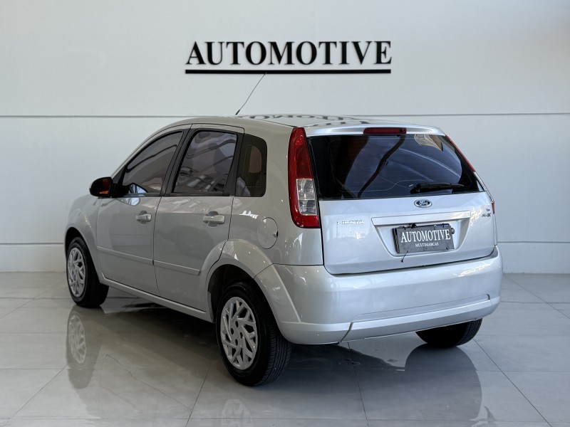 FIESTA 1.6 MPI 8V GASOLINA 4P MANUAL - 2008 - CAXIAS DO SUL