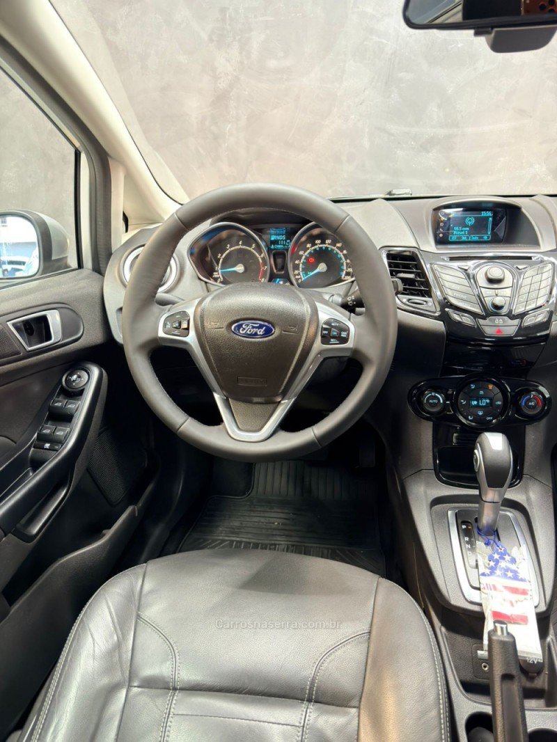 FIESTA 1.6 TITANIUM HATCH 16V FLEX 4P AUTOMÁTICO - 2016 - CAXIAS DO SUL