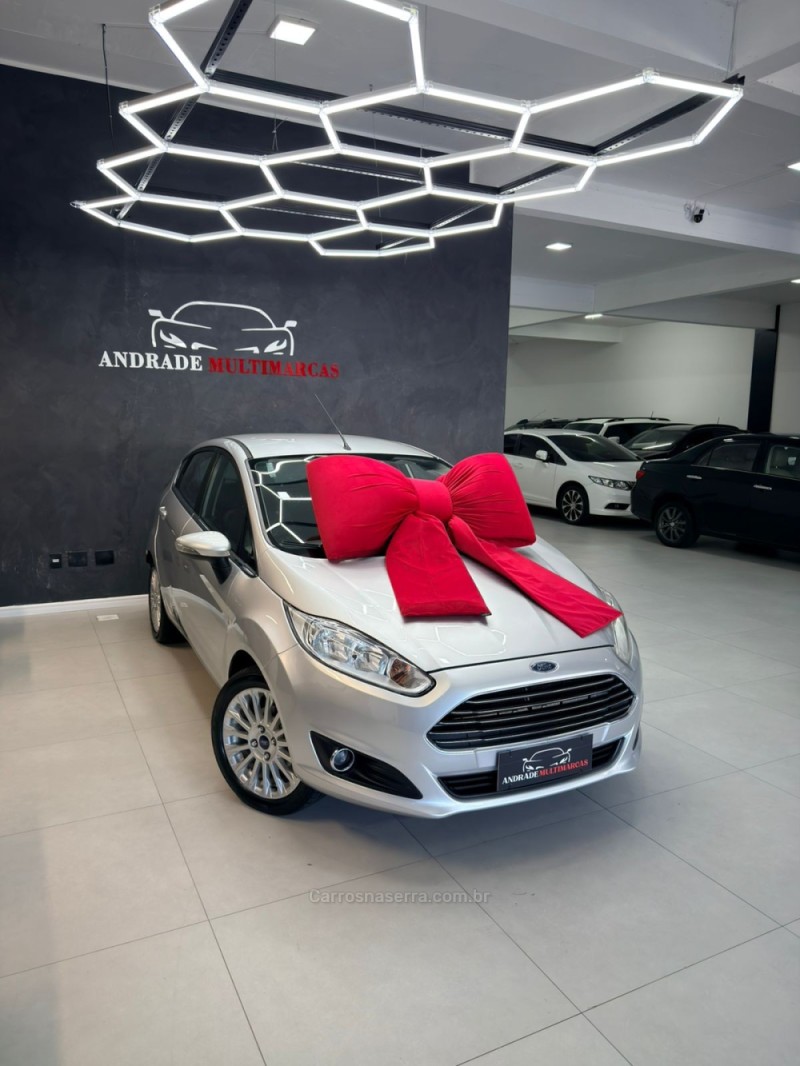 FIESTA 1.6 TITANIUM HATCH 16V FLEX 4P AUTOMÁTICO