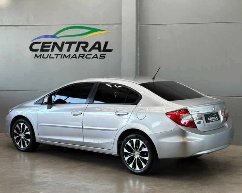 CIVIC 2.0 LXR 16V FLEX 4P AUTOMÁTICO - 2015 - VACARIA